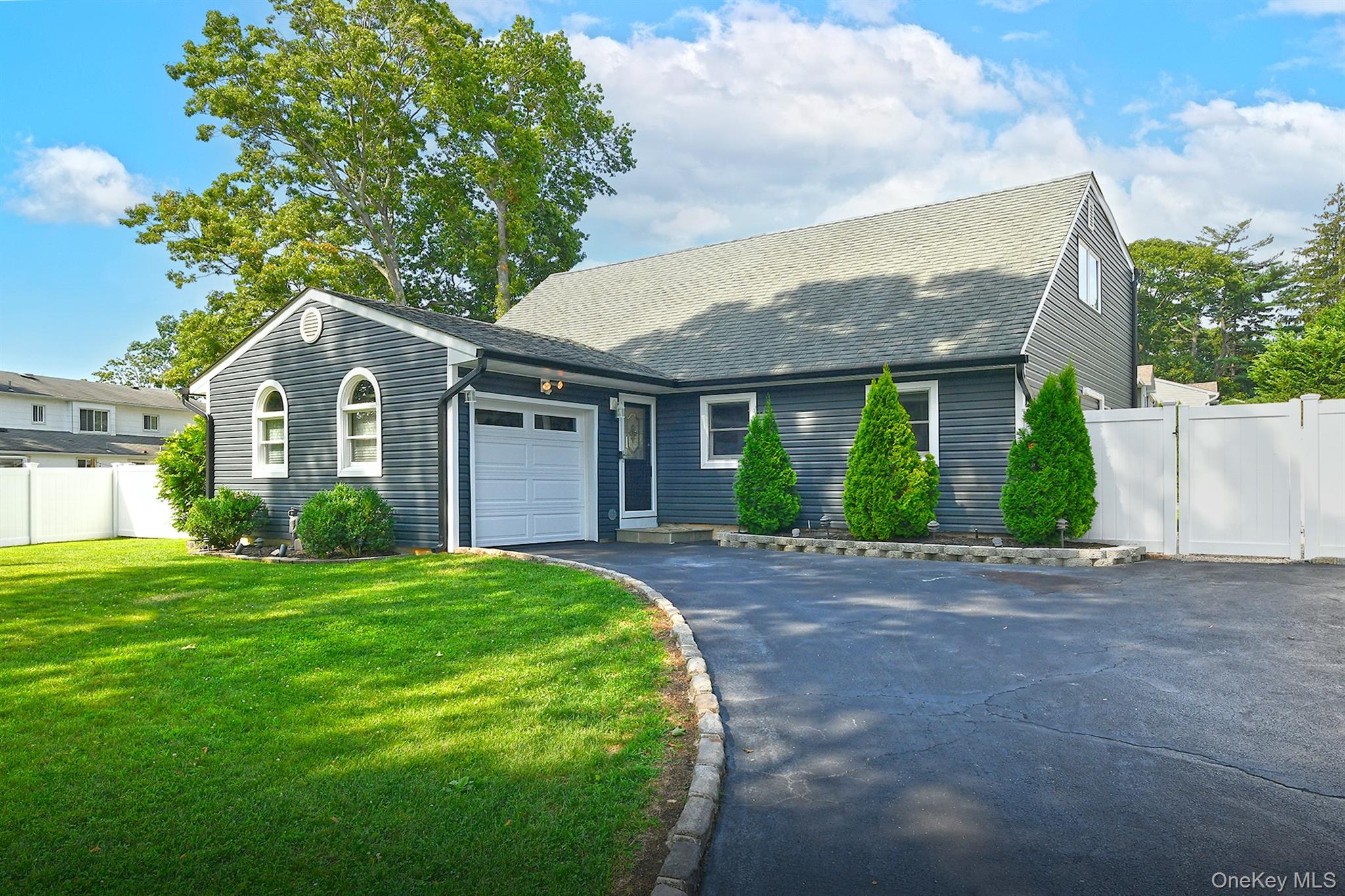 1st image of 25 Rosanne Ct, Smithtown, NY 11767 | MLS# 1029903