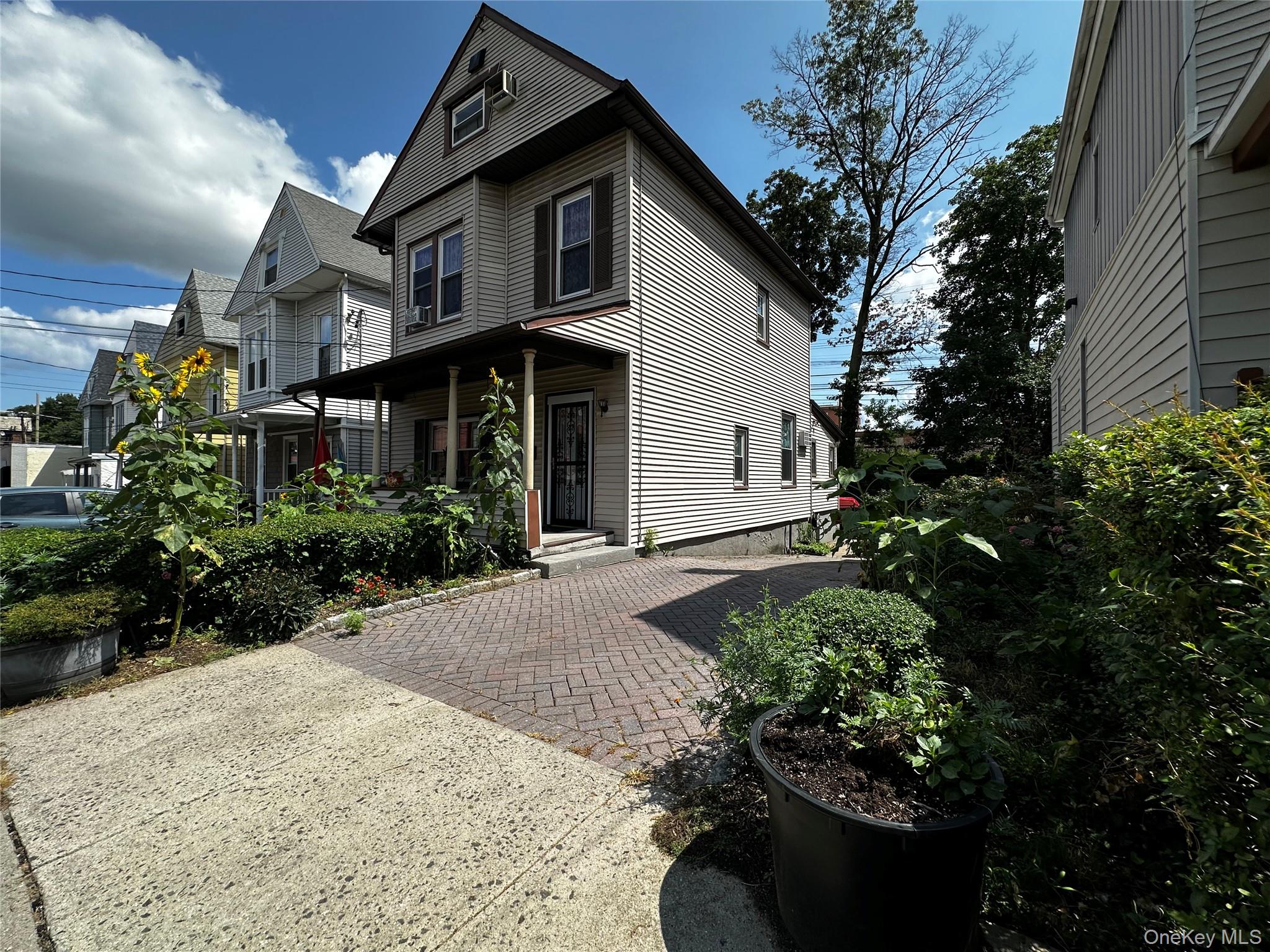 2nd image of 44 Claremont Pl, Mount Vernon, NY 10553 | MLS# 1029941