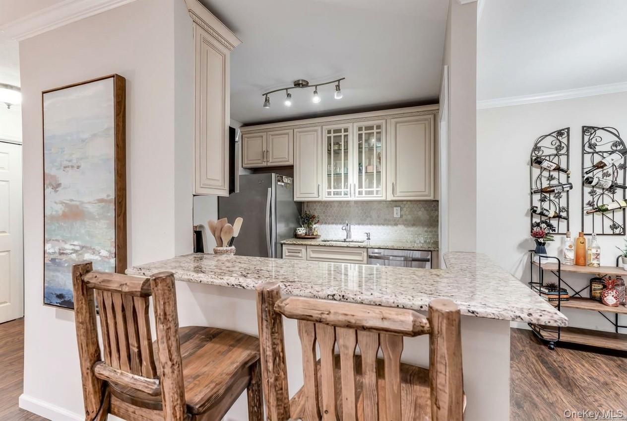 3rd image of 91 Richmond Blvd #3A, Islip, NY 11779 | MLS# 1029943