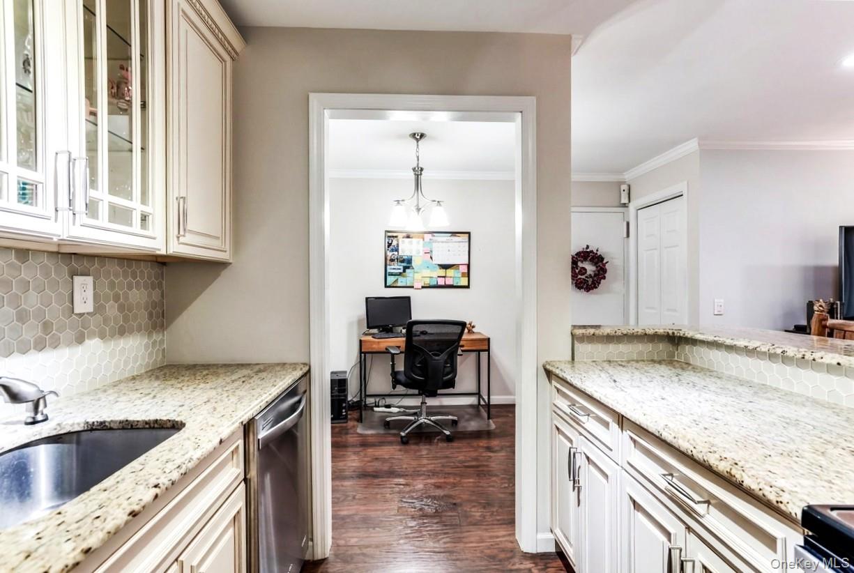 4th image of 91 Richmond Blvd #3A, Islip, NY 11779 | MLS# 1029943