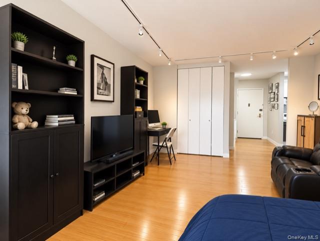 4th image of 27110 Grand Central Parkway #16M, Floral Park, NY 11005 | MLS# 1029964