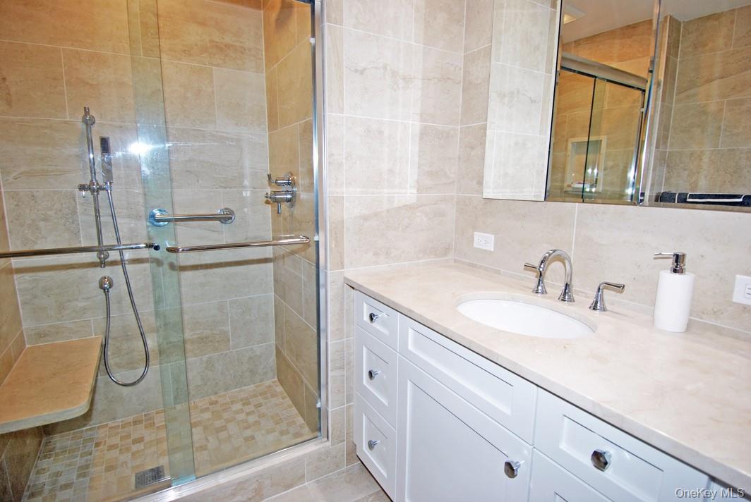 2nd image of 27110 Grand Central, New York, NY 11005