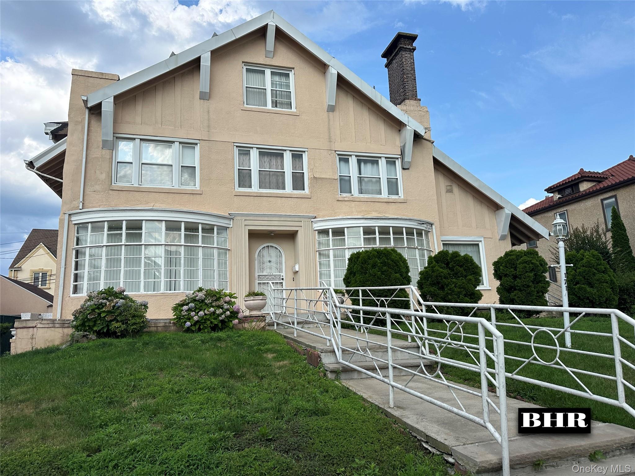 1st image of 171 Girard St, Brooklyn, NY 11235 | MLS# 1029993