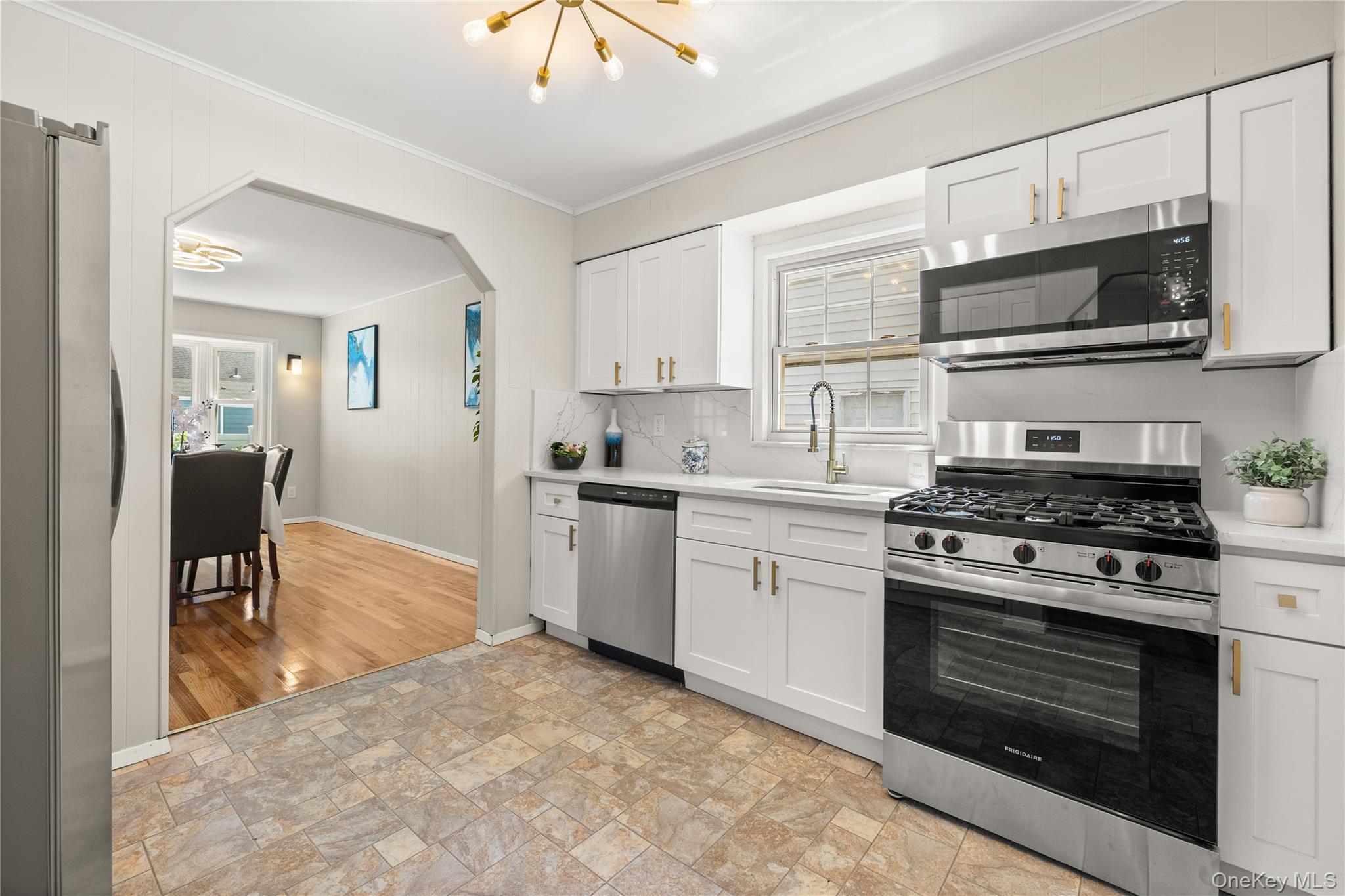 5th image of 718 Elmwood Rd, West Babylon, NY 11704 | MLS# 1029996