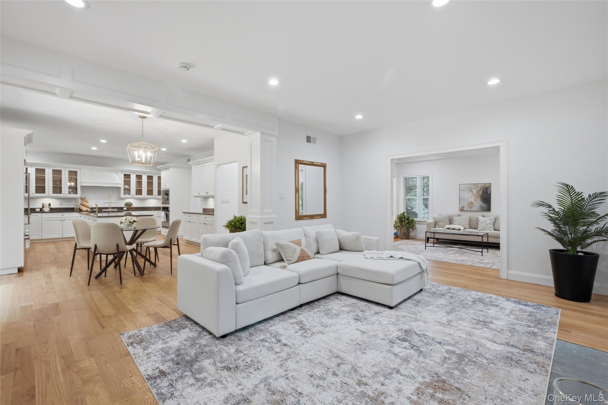 5th image of 17 Nadworny Ln, Brookhaven, NY 11790 | MLS# 1029997