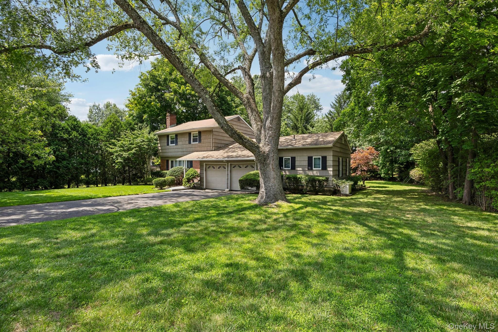 2nd image of 4 Holly Ln, Rye Town, NY 10573 | MLS# 1030000