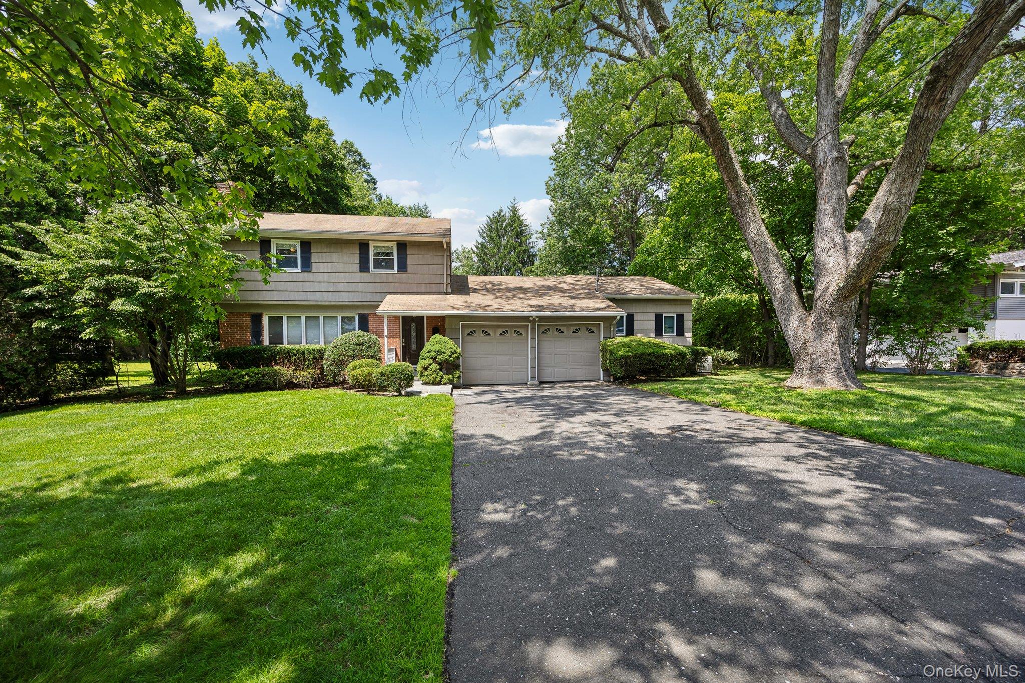1st image of 4 Holly Ln, Rye Town, NY 10573 | MLS# 1030000