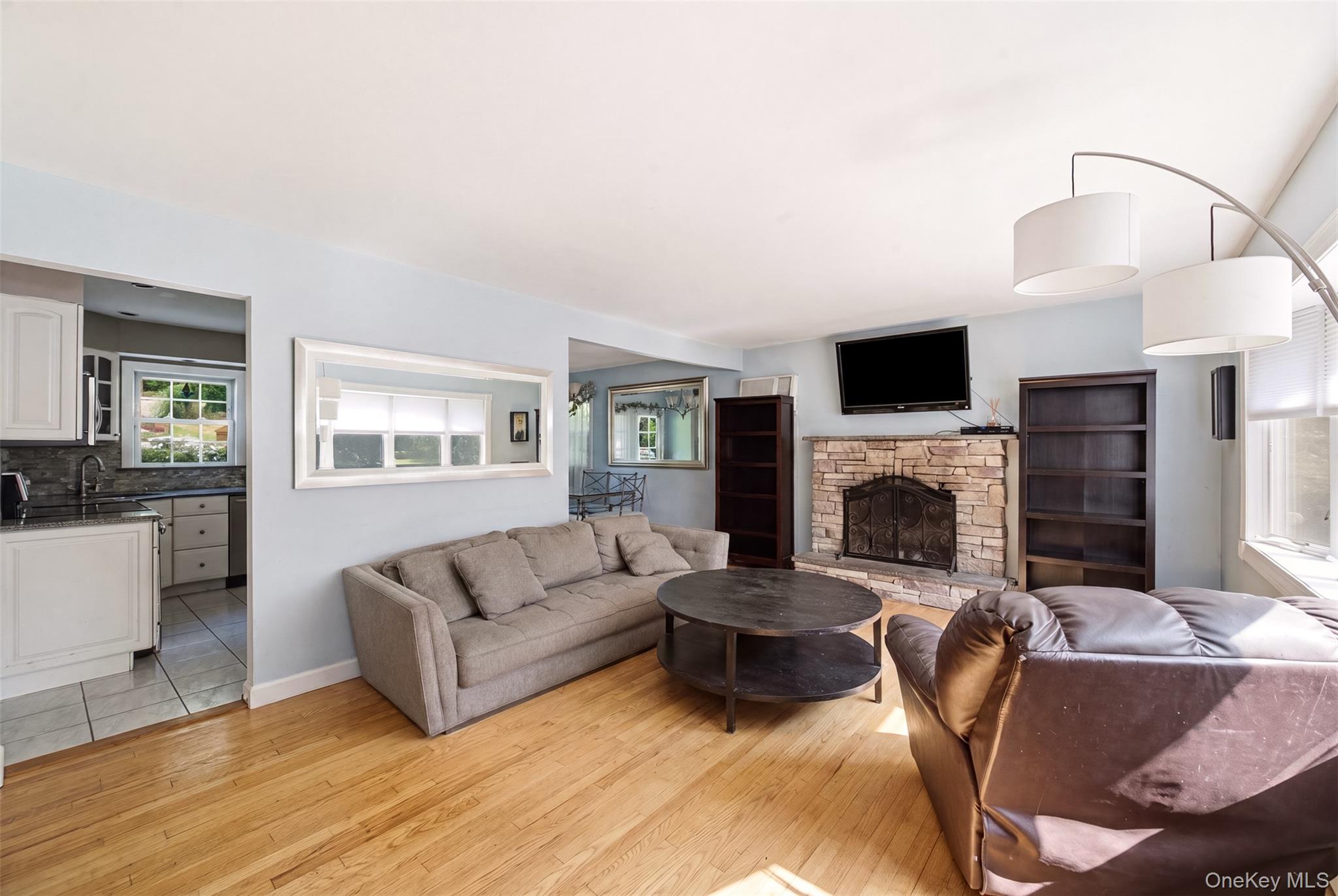 2nd image of 46 Catherine St, Huntington, NY 11731 | MLS# 1030002
