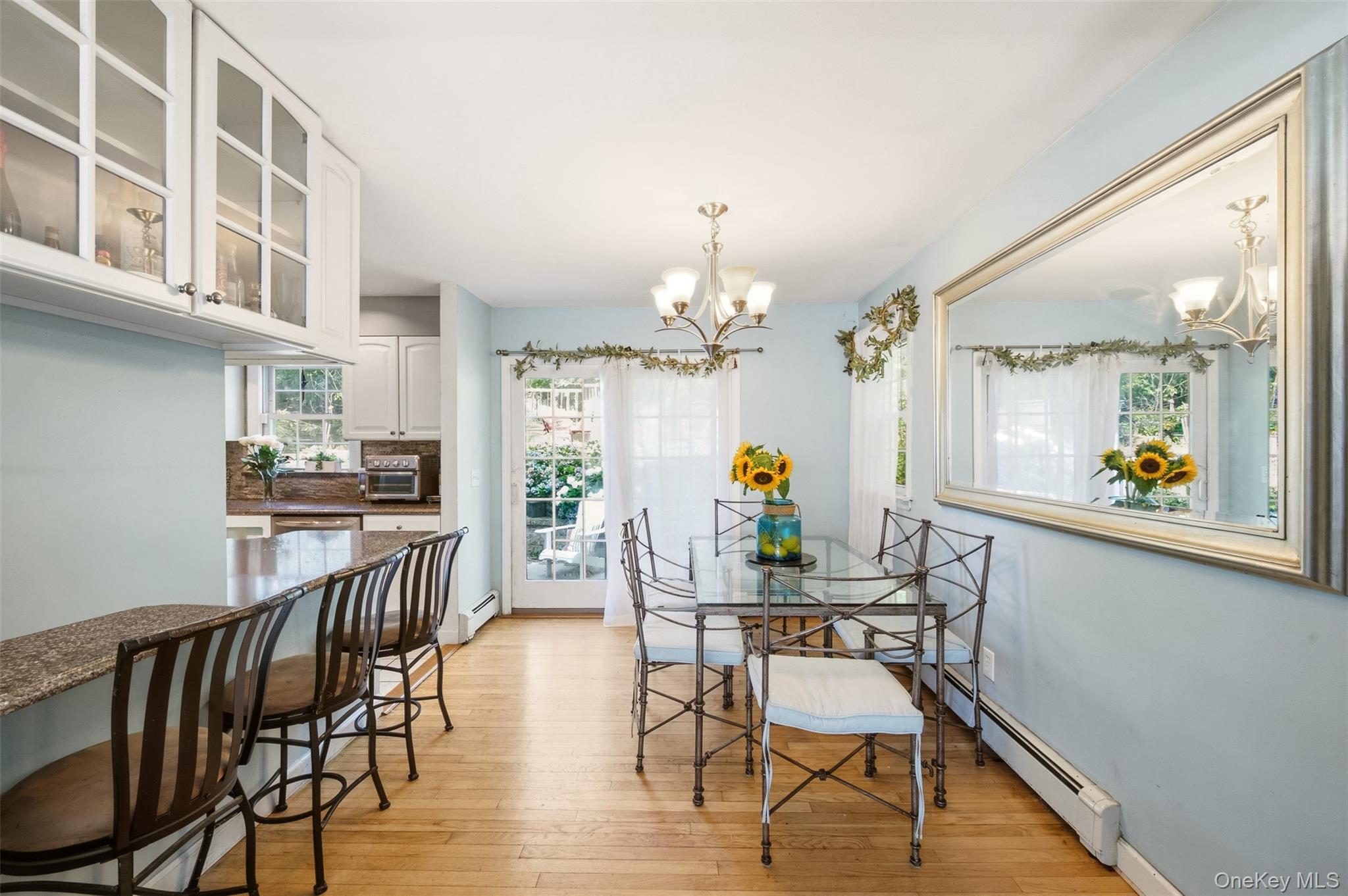 3rd image of 46 Catherine St, Huntington, NY 11731 | MLS# 1030002