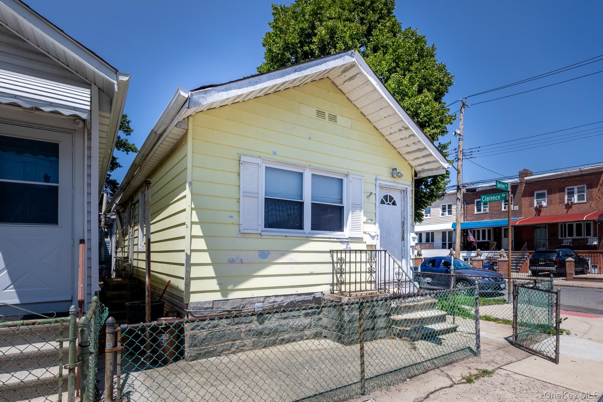 2nd image of 3255 Barkley Ave #A, New York, NY 10465 | MLS# 1030006
