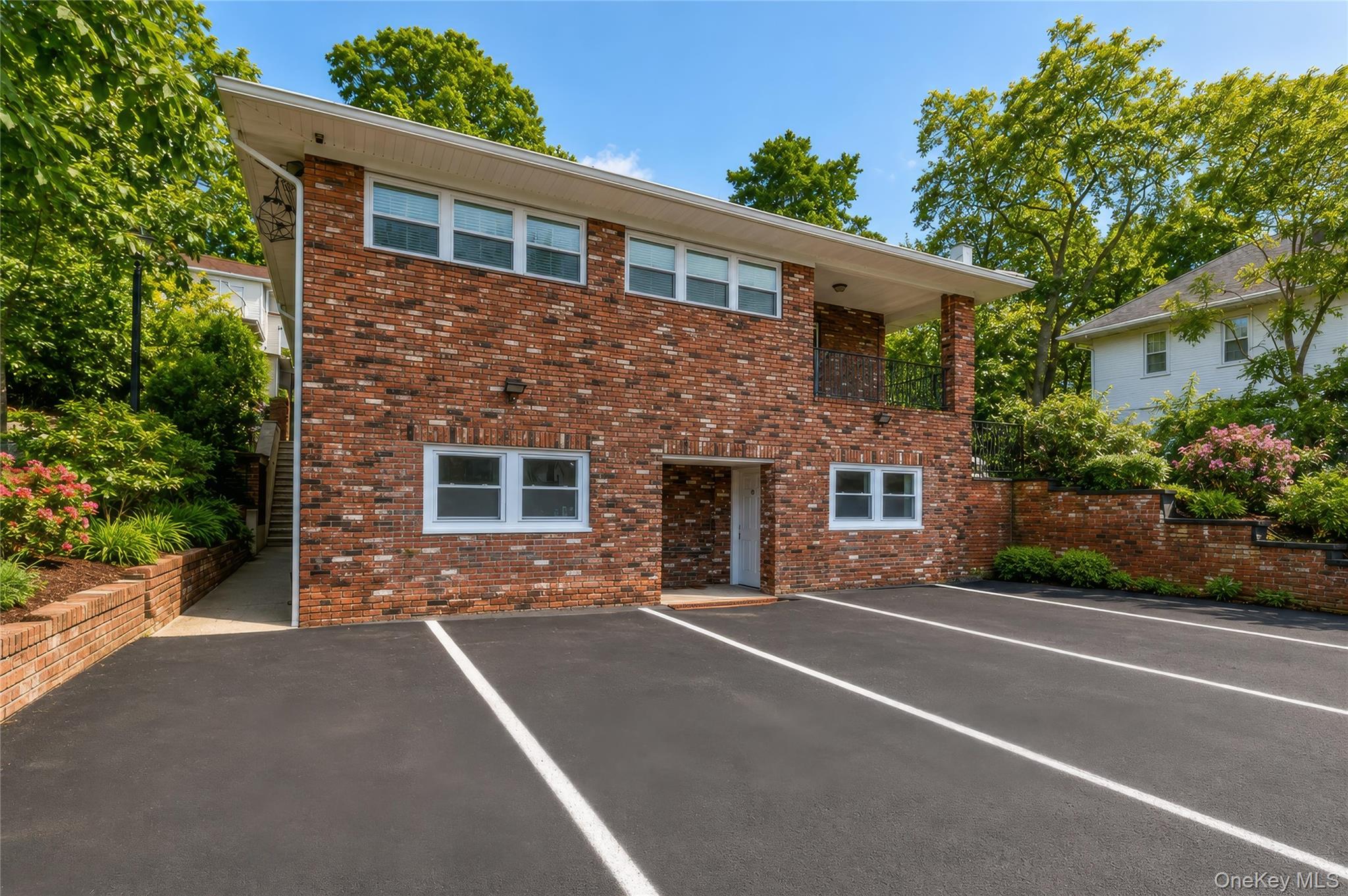 1st image of 609 Saw Mill River Rd, Ardsley, NY 10502 | MLS# 1030007