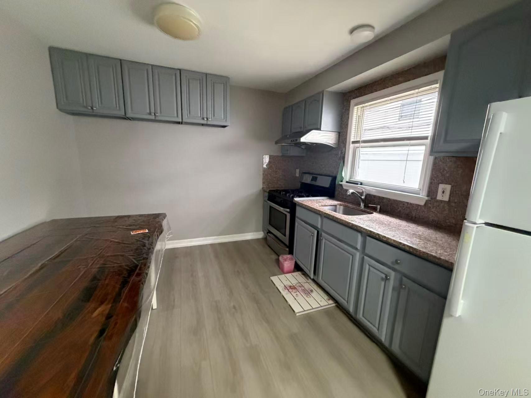 5th image of 5715 224Th St, New York, NY 11364 | MLS# 1030112