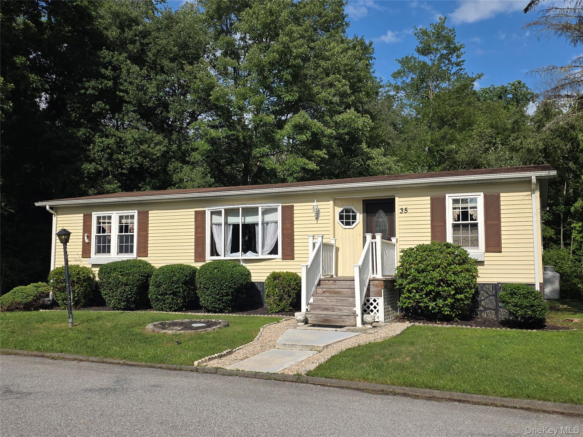 2nd image of 35 Perry Rd, Hyde Park, NY 12538 | MLS# 1030143