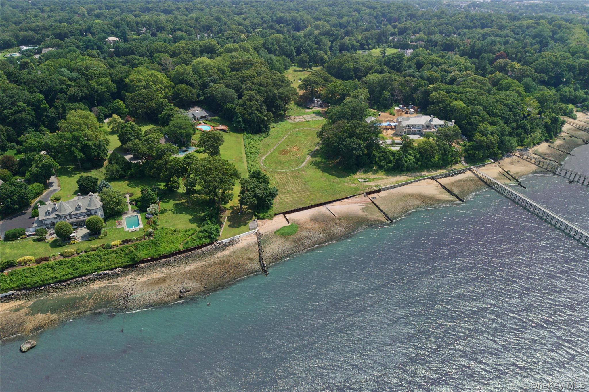 5th image of 25 Hicks Ln, North Hempstead, NY 11050 | MLS# 1030145