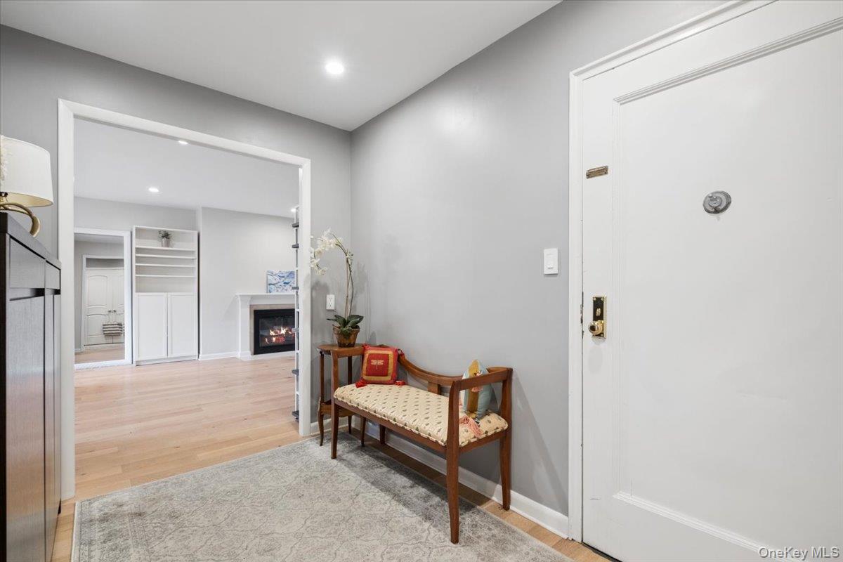 4th image of 7 Chateaux Cir #7F, Scarsdale, NY 10583 | MLS# 1030146