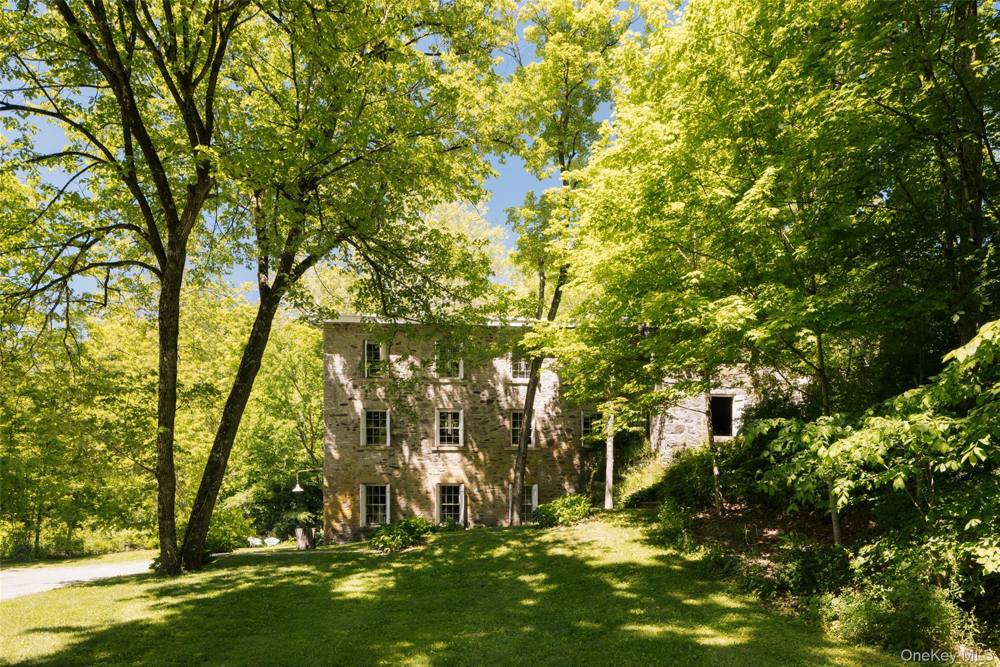 4th image of 4918 Route 82, Pleasant Valley, NY 12578 | MLS# 1030151