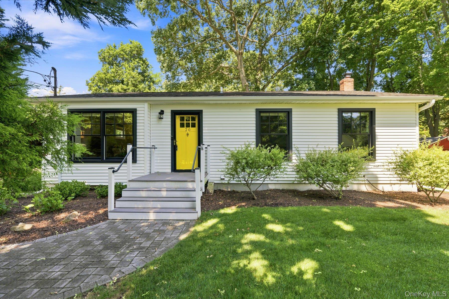 2nd image of 20 Lynbrook Dr, Brookhaven, NY 11789 | MLS# 1030152