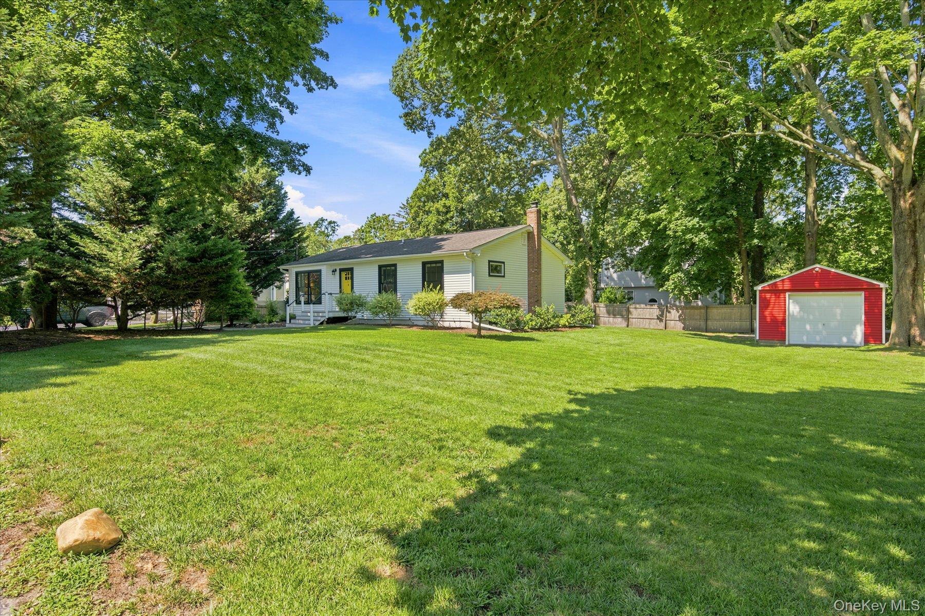 4th image of 20 Lynbrook Dr, Brookhaven, NY 11789 | MLS# 1030152