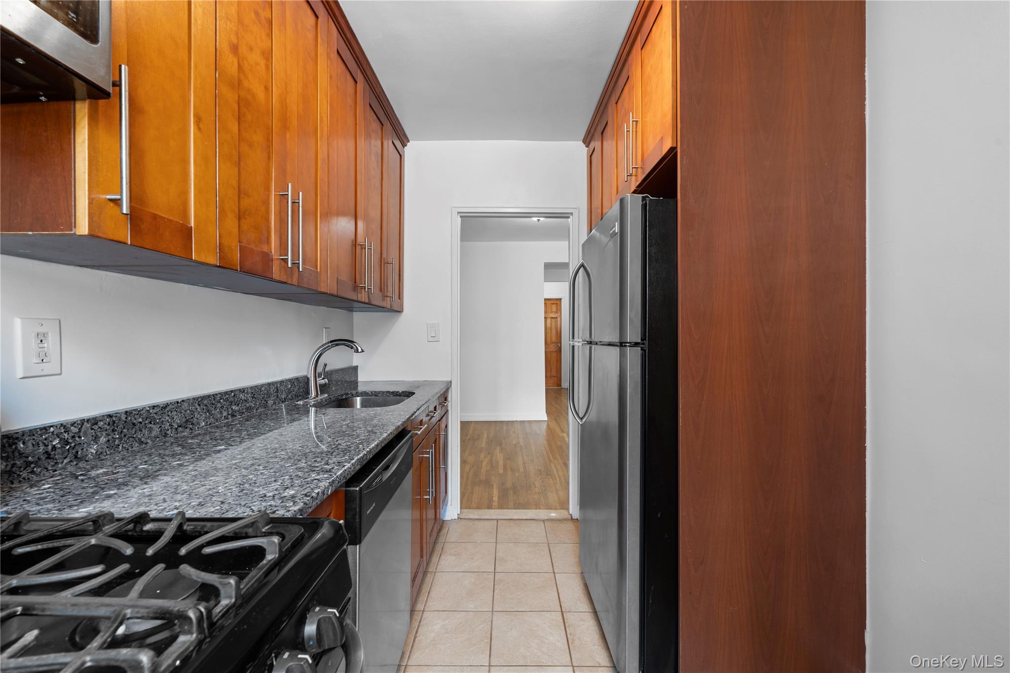 2nd image of Park Manor Condo, New York, NY 11375