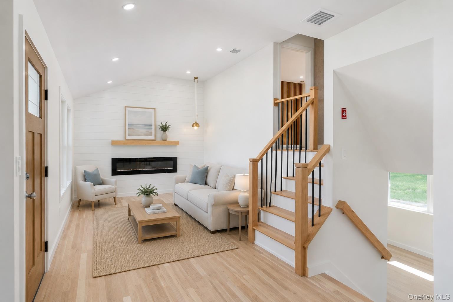 5th image of 933 Thompson Dr, Islip, NY 11706 | MLS# 1030178