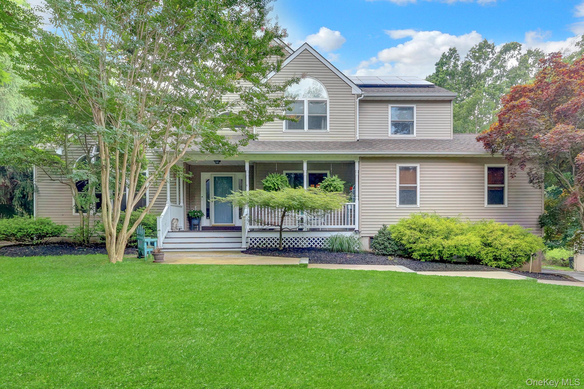 3rd image of 4 Apple Ln, Riverhead, NY 11792 | MLS# 1030183