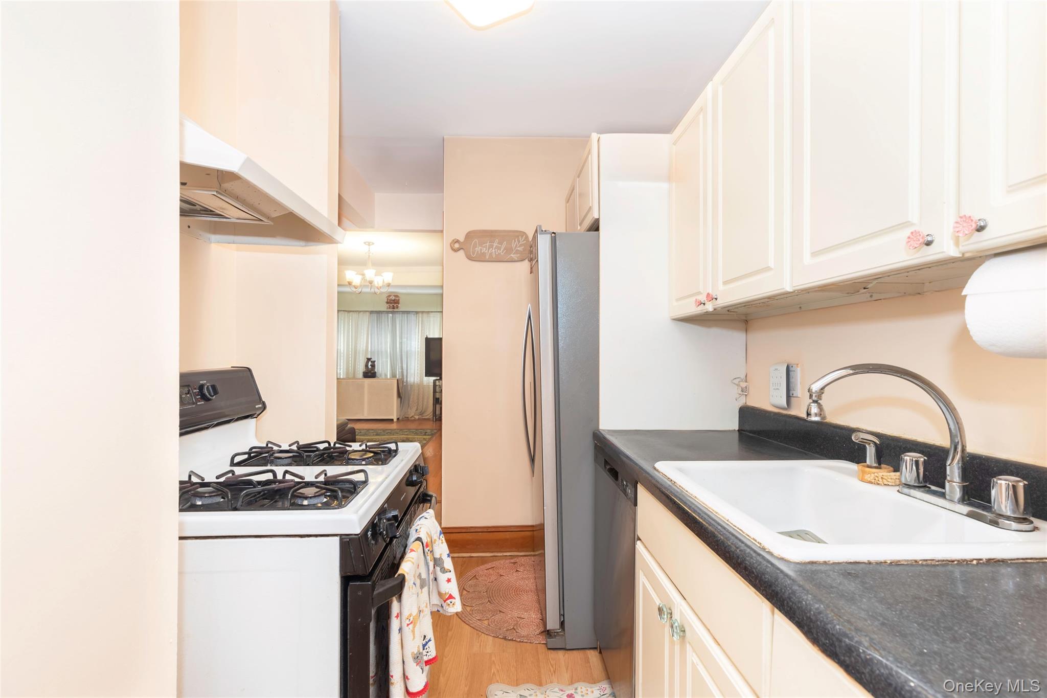 3rd image of 2036 Hobart Ave, New York, NY 10461 | MLS# 1030200
