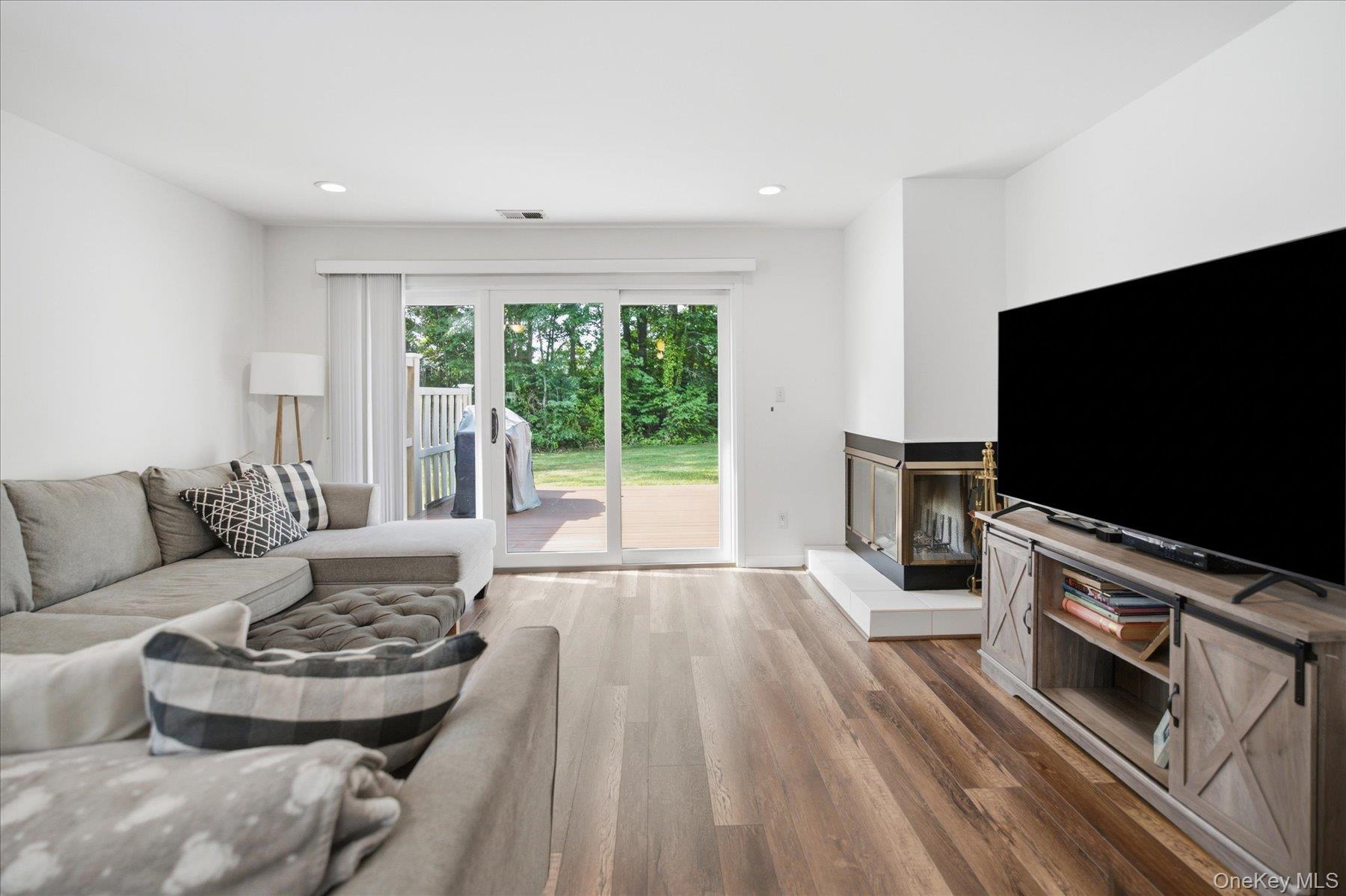 5th image of 112 Beecher Avenue Ext, Islip, NY 11730 | MLS# 1030206