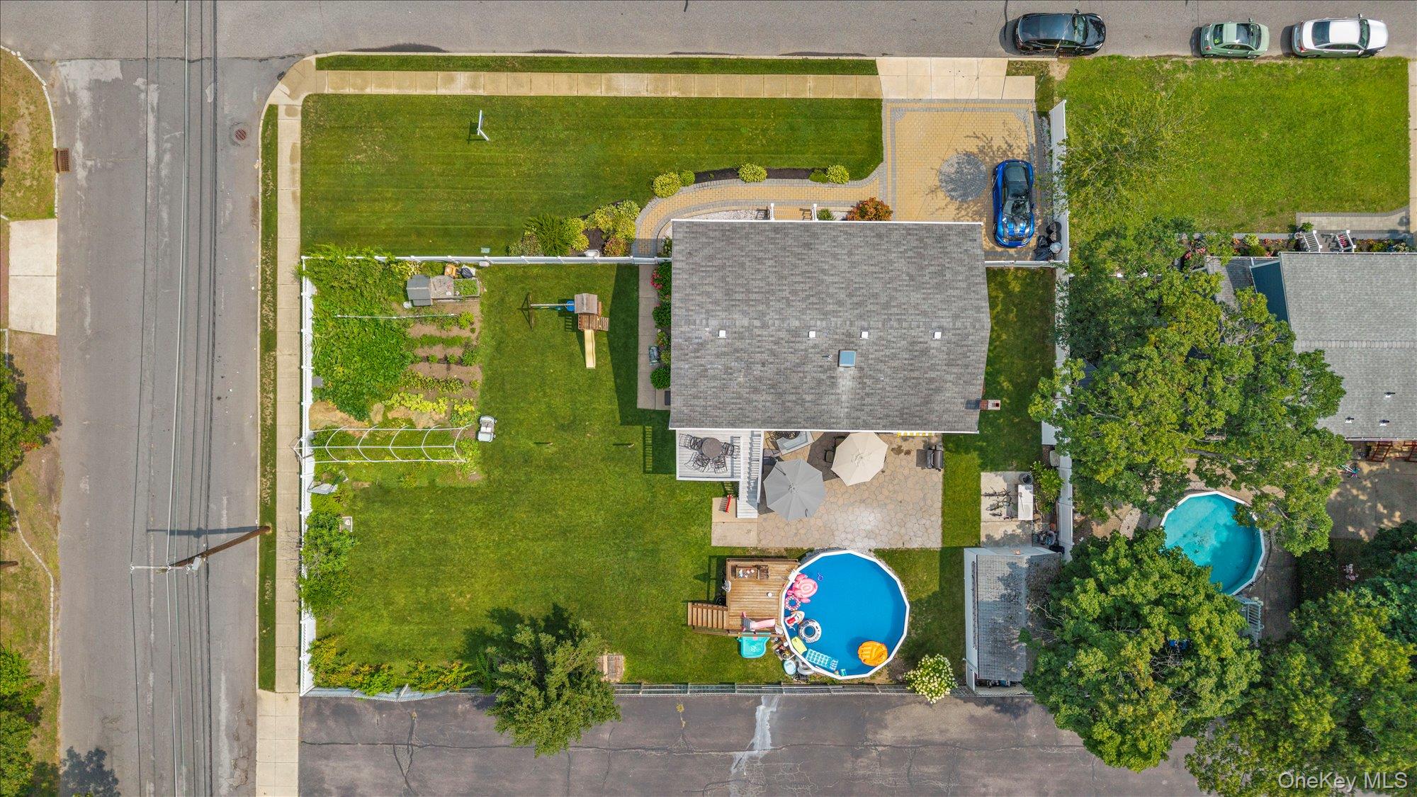 30th image of 583 N Erie Ave, Babylon, NY 11757 | MLS# 1030232