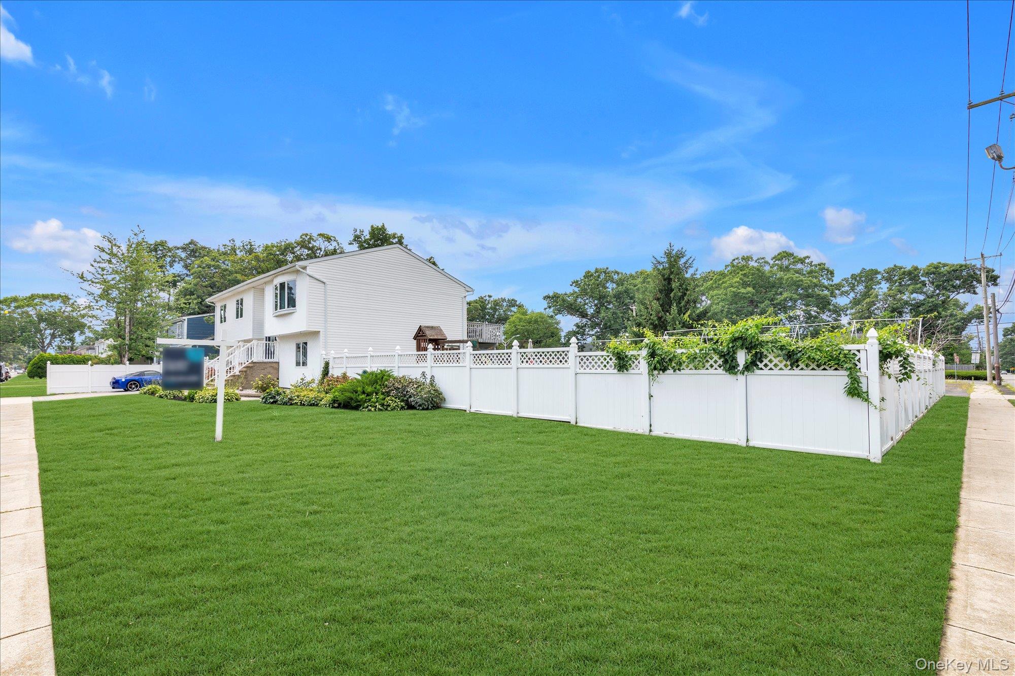 2nd image of 583 N Erie Ave, Babylon, NY 11757 | MLS# 1030232