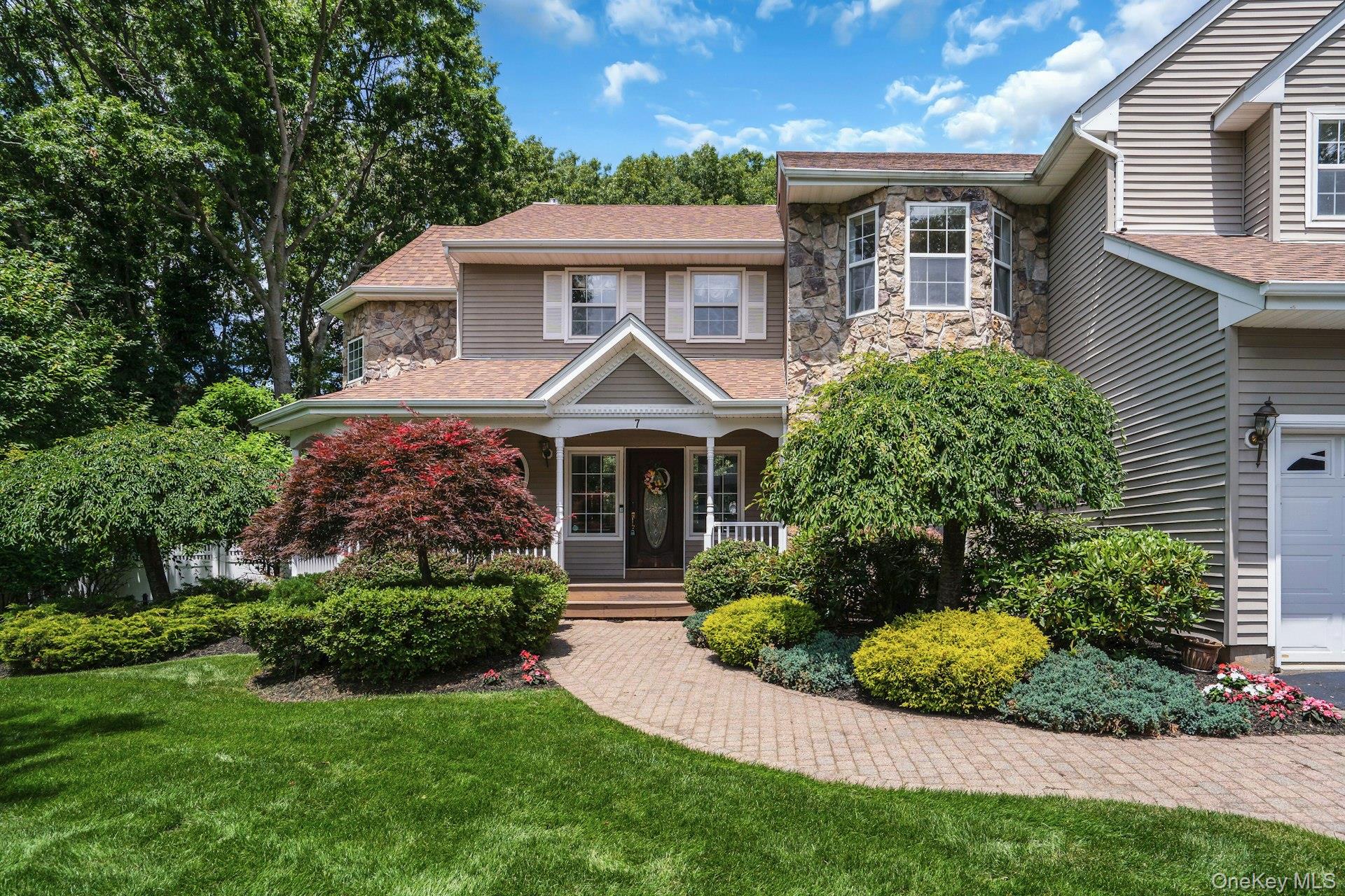 4th image of 7 Dorm Ct, Brookhaven, NY 11733 | MLS# 1030274