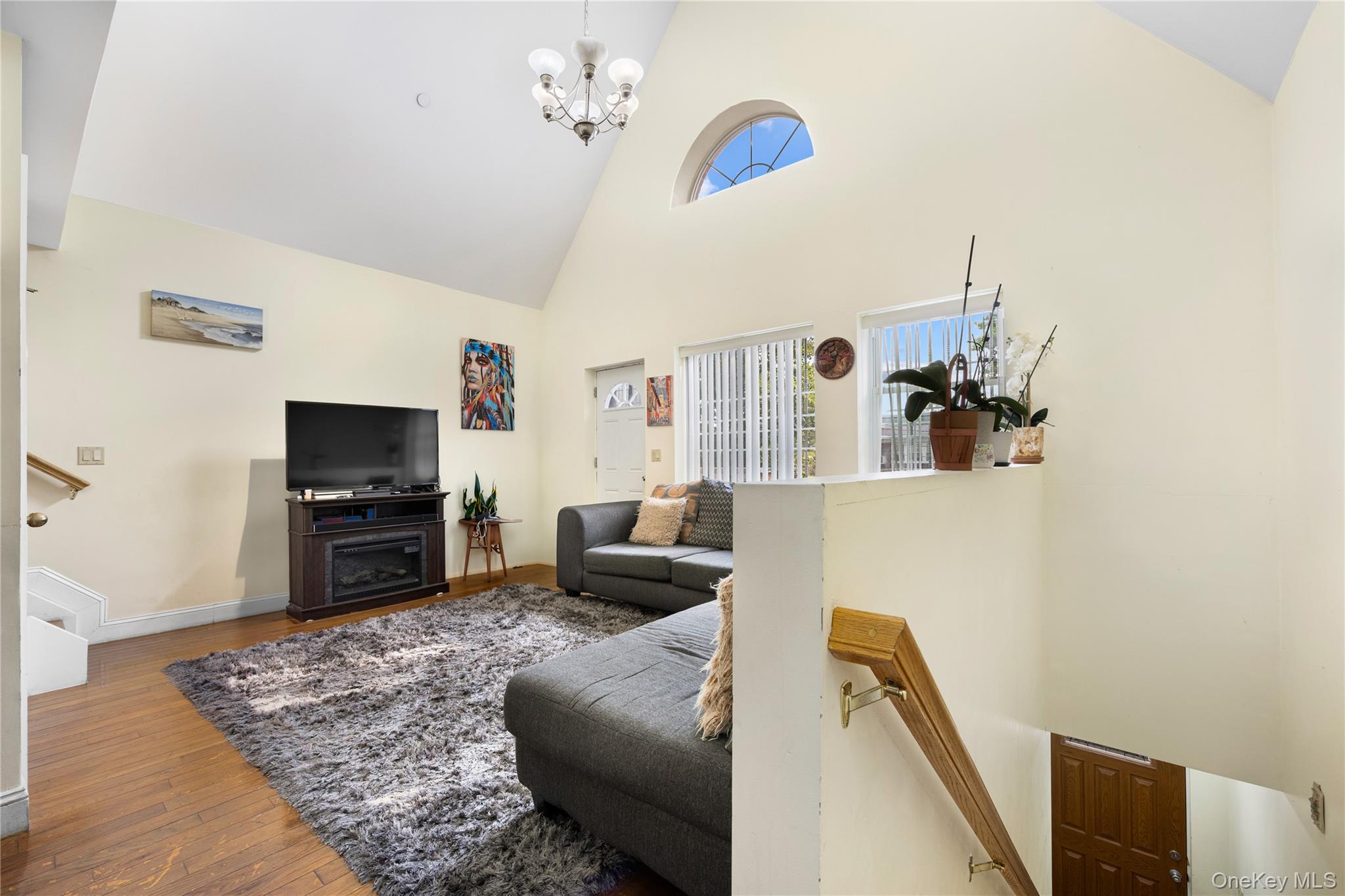 4th image of 58-11 183Rd St, New York, NY 11365 | MLS# 1030287