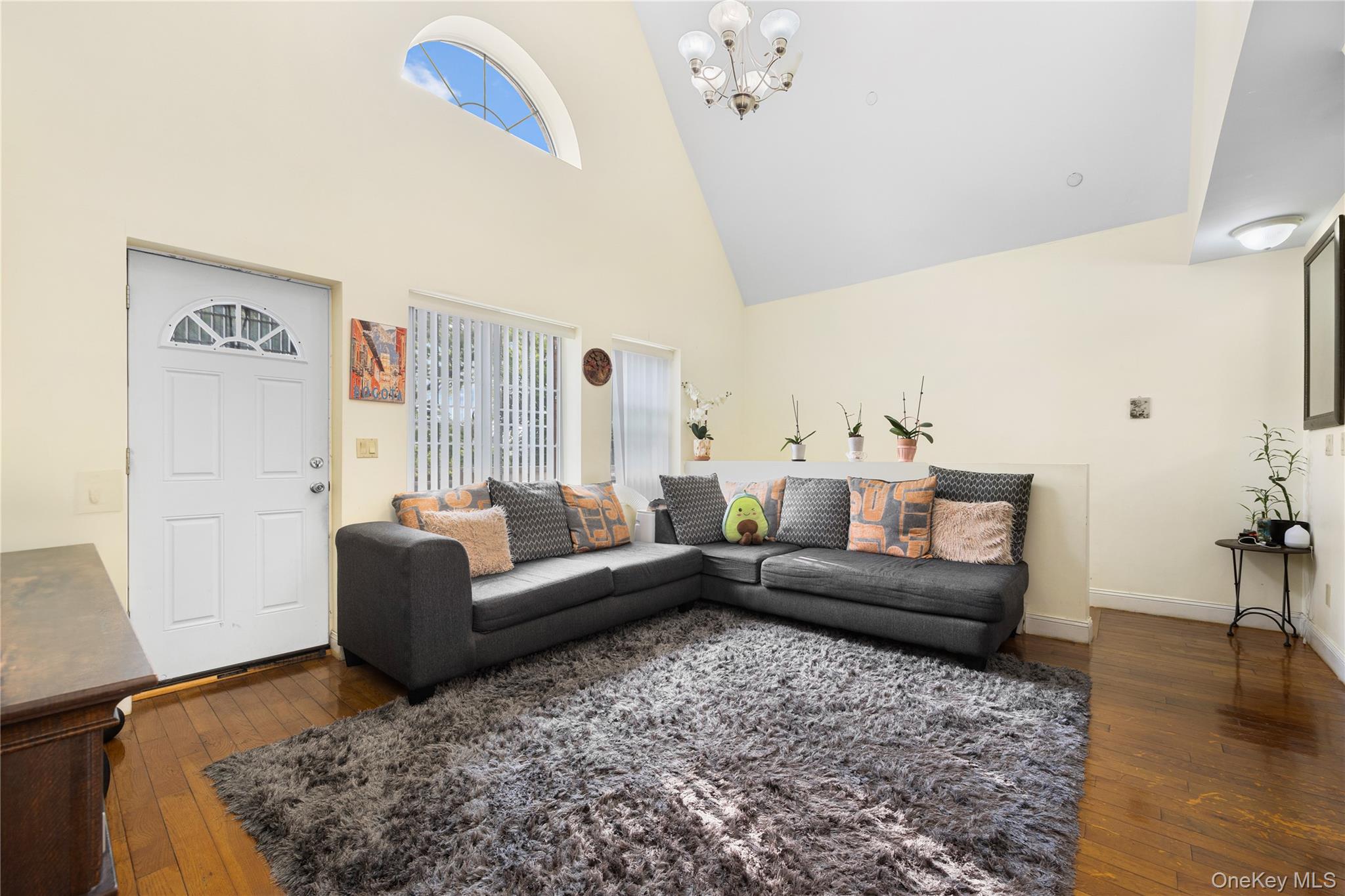 5th image of 58-11 183Rd St, New York, NY 11365 | MLS# 1030287