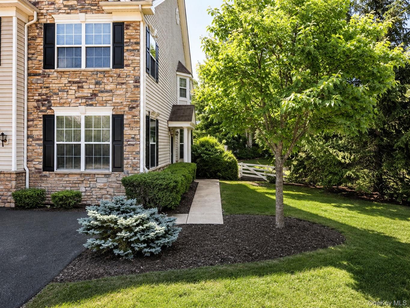 2nd image of 116 Barr Ln, Monroe, NY 10950 | MLS# 1030324
