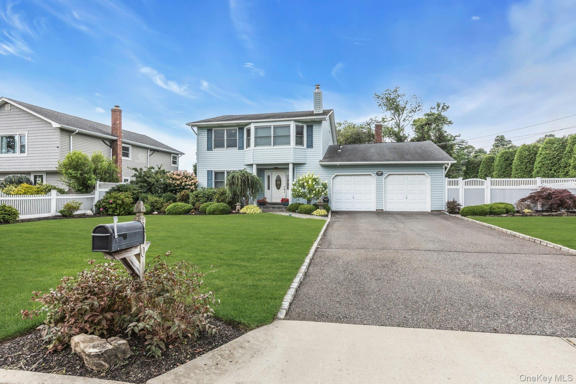 2nd image of 100 Middlesex Ave, Islip, NY 11769 | MLS# 1030335