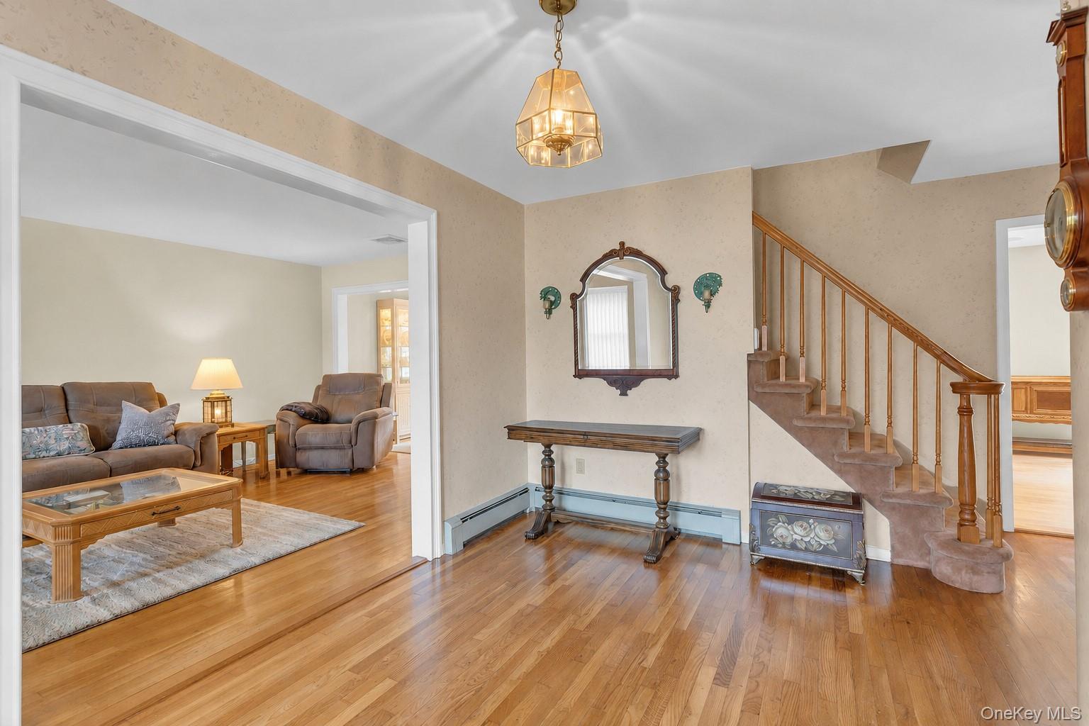 5th image of 100 Middlesex Ave, Islip, NY 11769 | MLS# 1030335