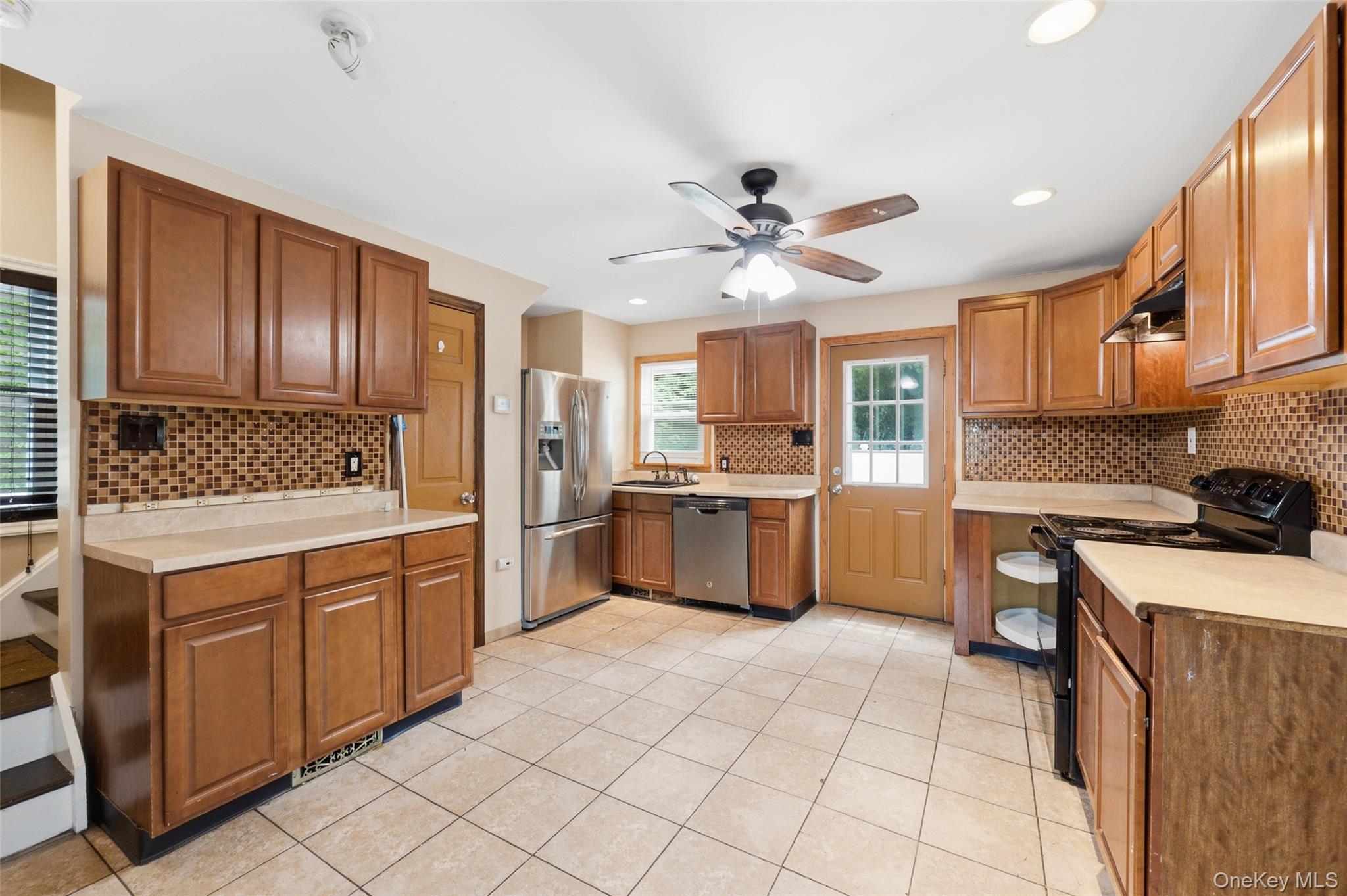 3rd image of 14 Nevada Rd, West Babylon, NY 11704 | MLS# 1030371