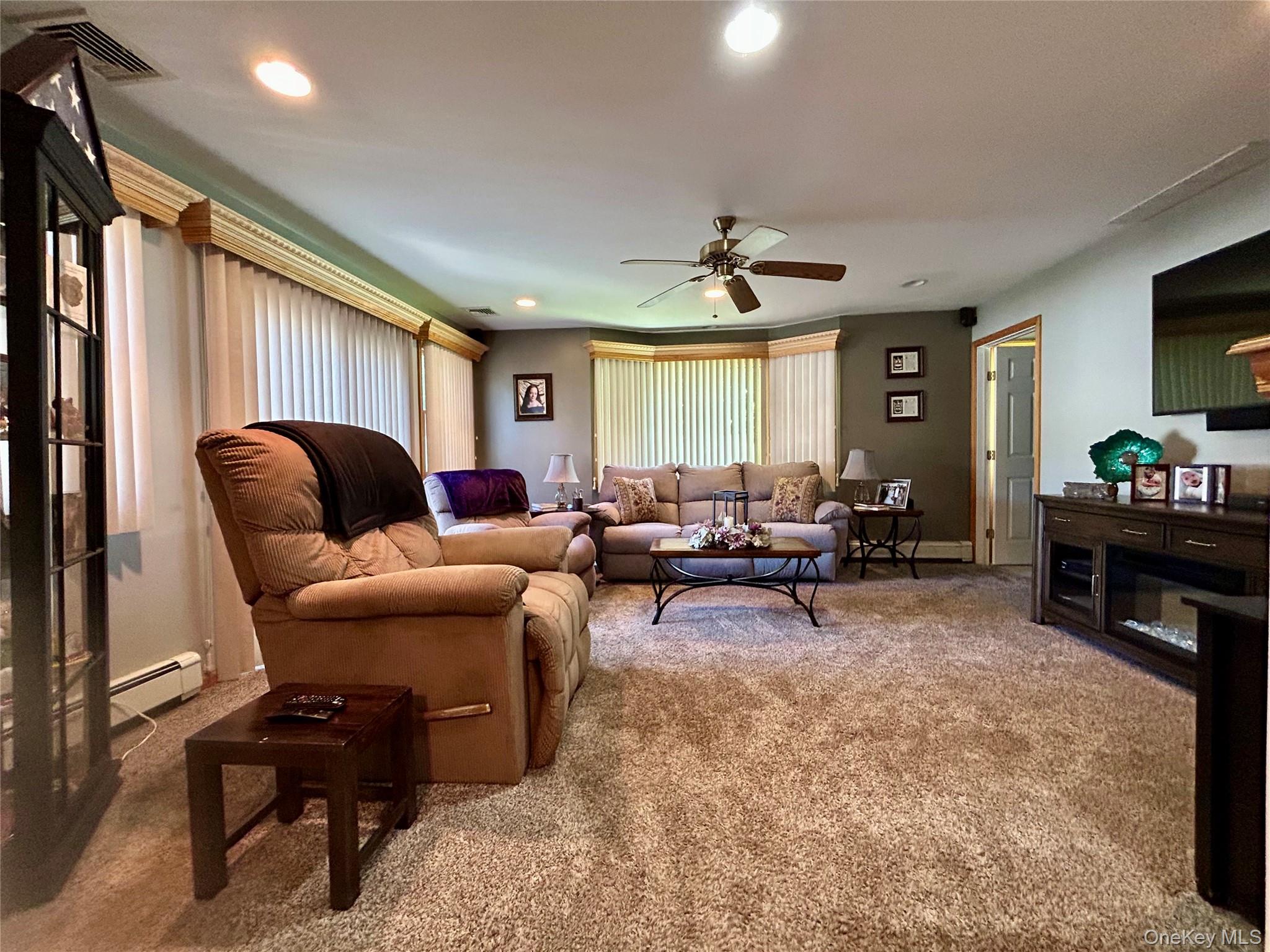 4th image of 19 Sandpiper Ln, Brookhaven, NY 11727 | MLS# 1030388