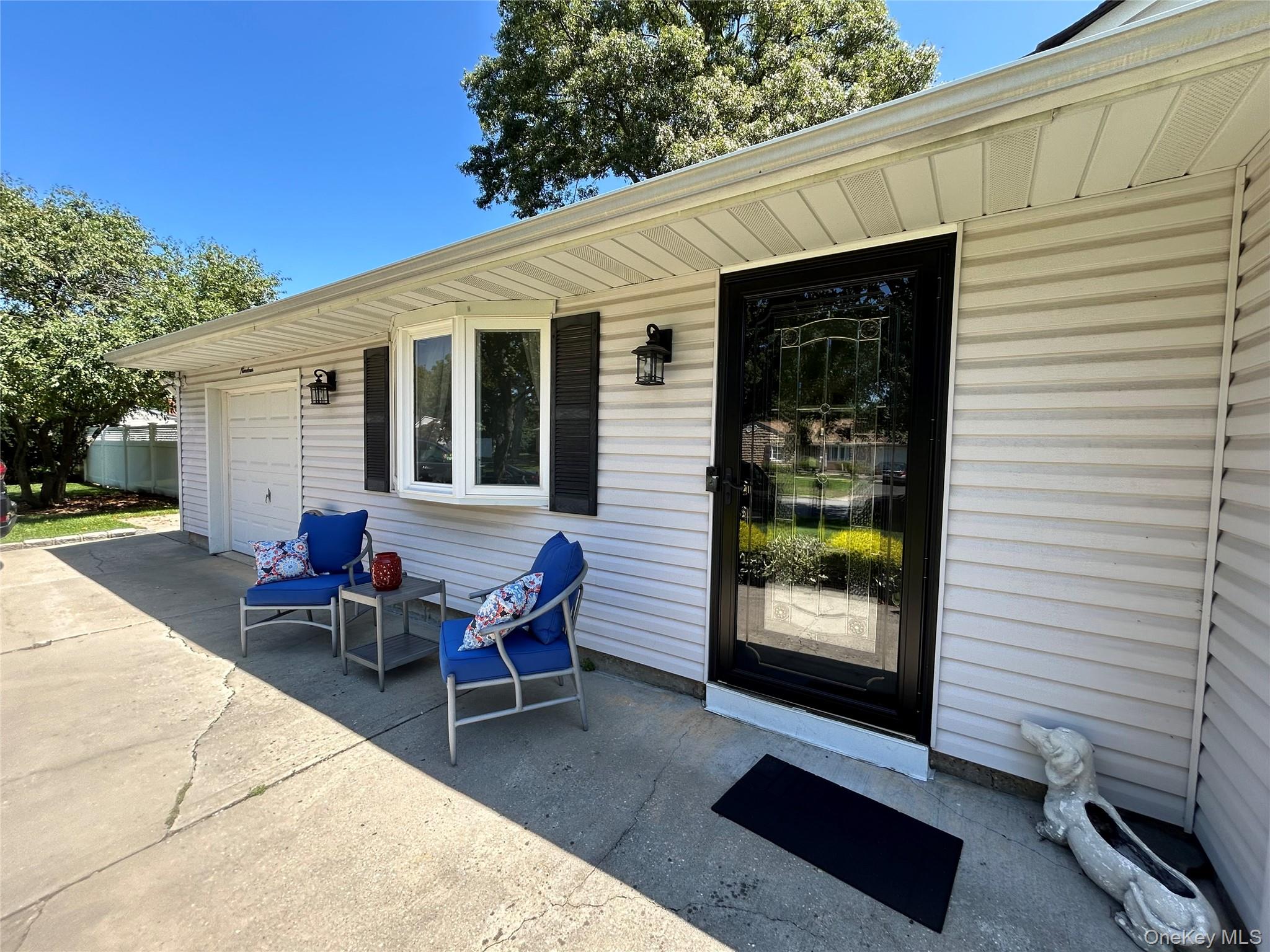 3rd image of 19 Sandpiper Ln, Brookhaven, NY 11727 | MLS# 1030388