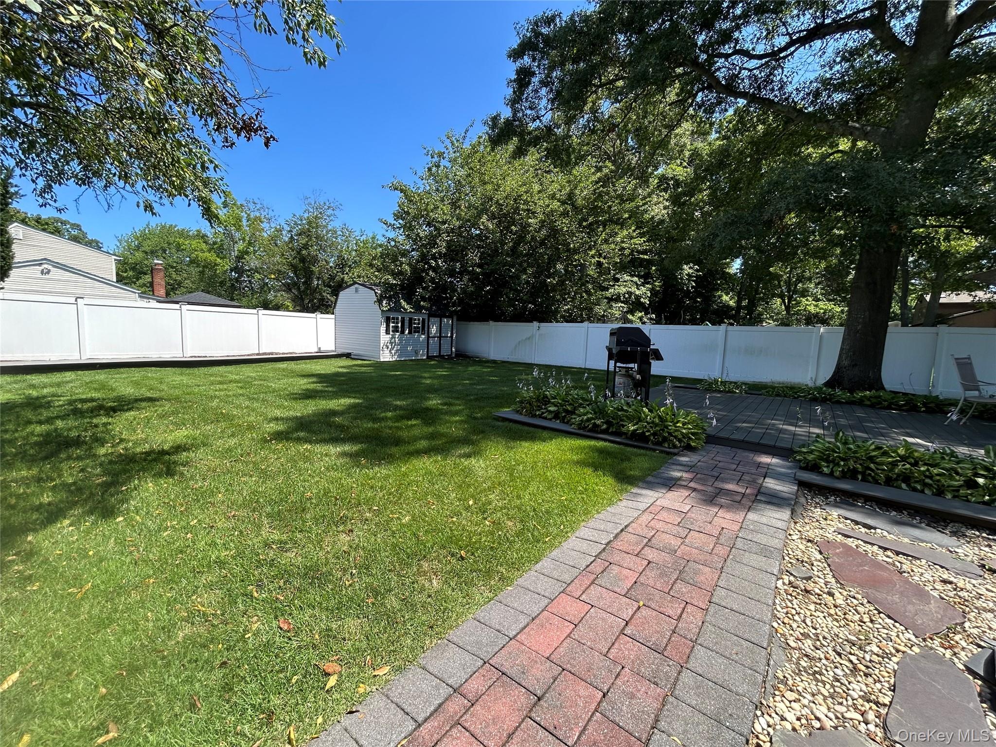 24th image of 19 Sandpiper Ln, Brookhaven, NY 11727 | MLS# 1030388