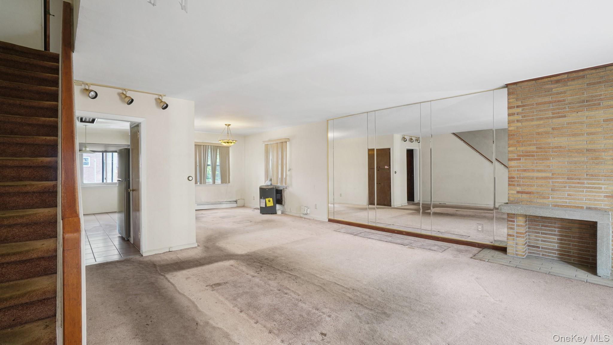 5th image of 2436 Seymour Ave, Bronx, NY 10469 | MLS# 1030405