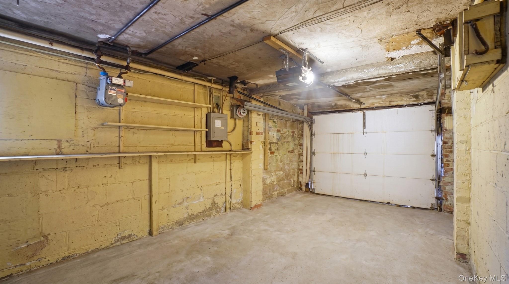 42nd image of 2436 Seymour Ave, Bronx, NY 10469 | MLS# 1030405