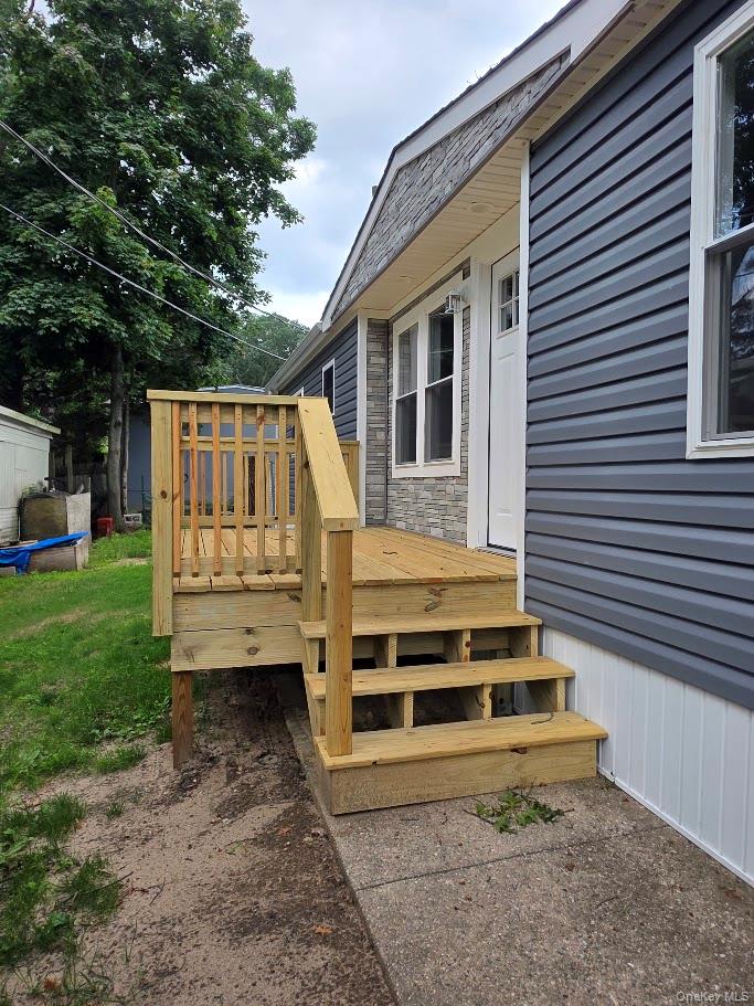 2nd image of 309 15 Fanning Blvd, Riverhead, NY 11901 | MLS# 1030425