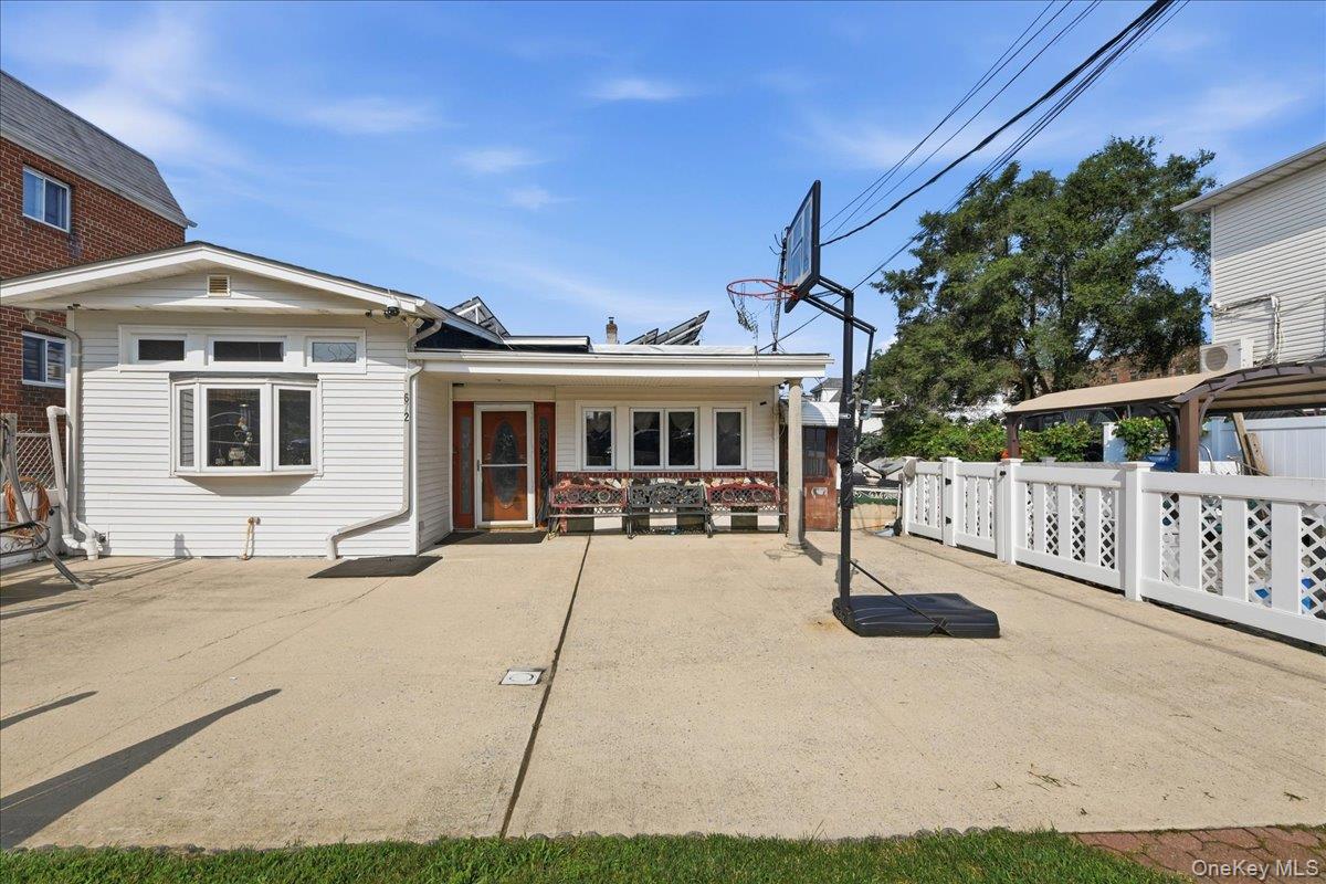 1st image of 672 Drew St, Brooklyn, NY 11208 | MLS# 1030432