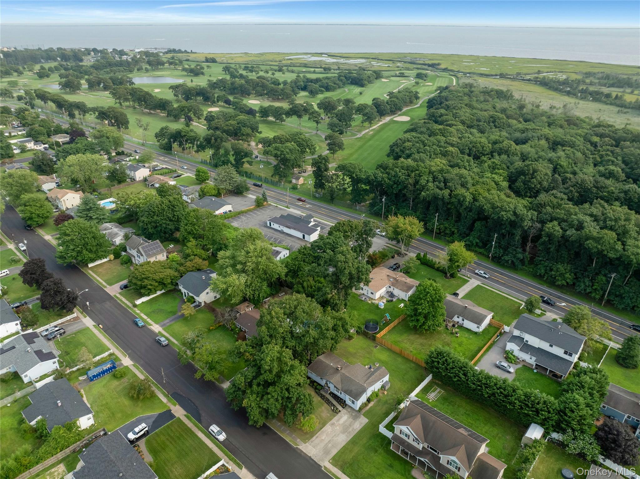 4th image of 26 Betsy Dr, Islip, NY 11796 | MLS# 1030449
