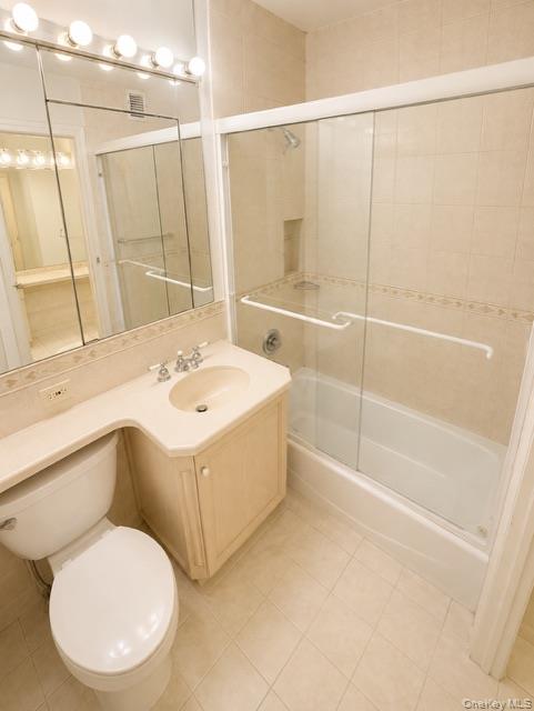 2nd image of 26910 Grand Central Pkwy, New York, NY 11005