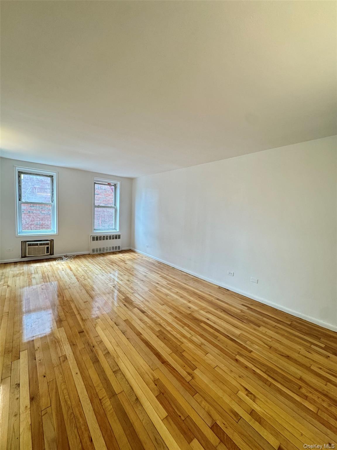 2nd image of 142 20 41st Ave #6C, Flushing, NY 11355 | MLS# 1030490