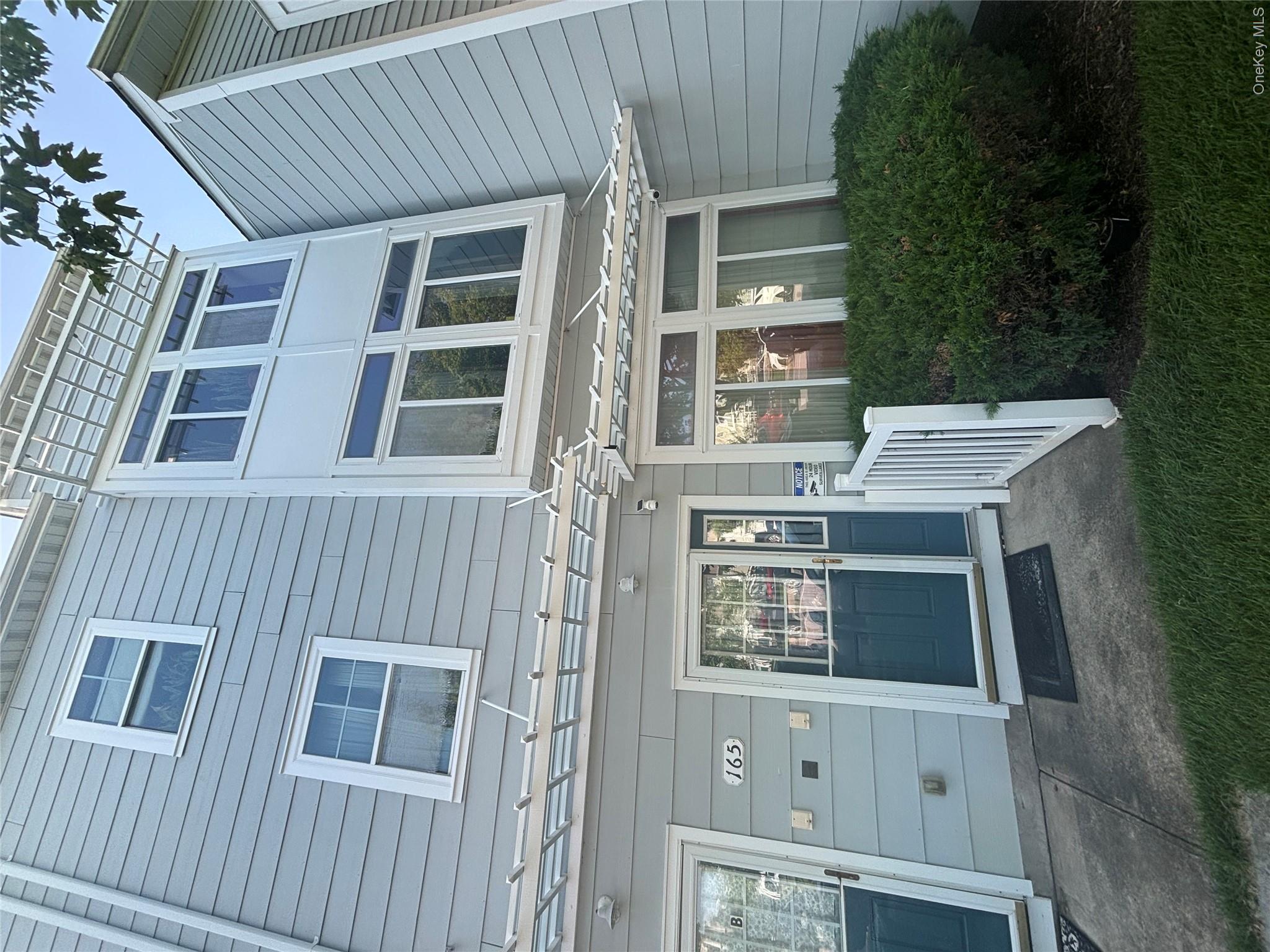 2nd image of 165 Commodore Cir W, New York, NY 11692 | MLS# 1030502