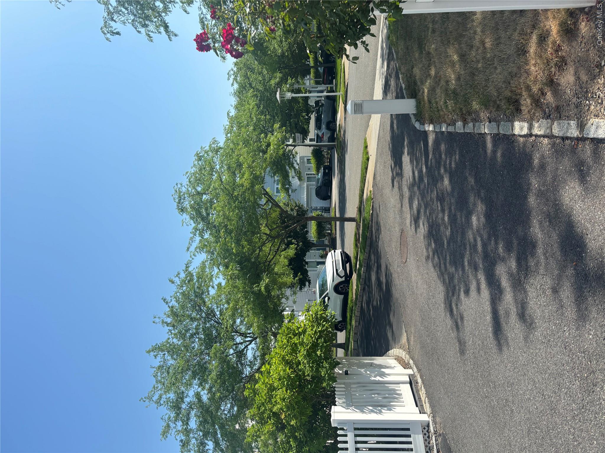 5th image of 165 Commodore Cir W, New York, NY 11692 | MLS# 1030502