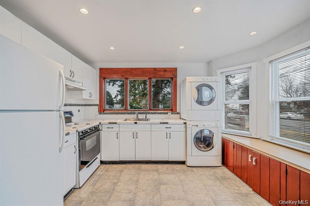 11th image of 8 Eastern Concourse, Babylon, NY 11701 | MLS# 1030515