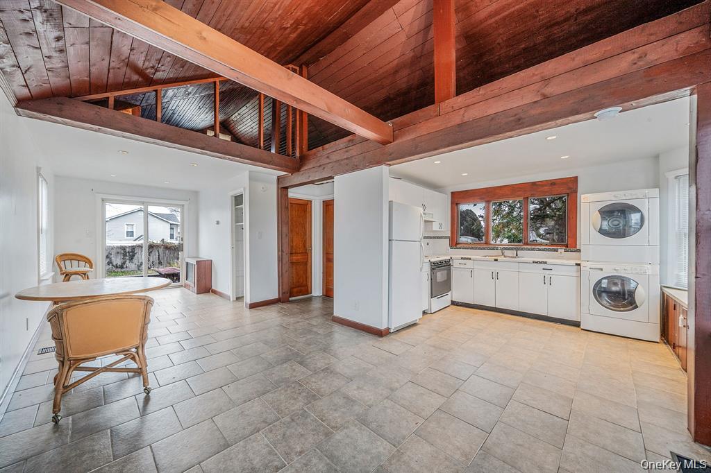 4th image of 8 Eastern Concourse, Babylon, NY 11701 | MLS# 1030515